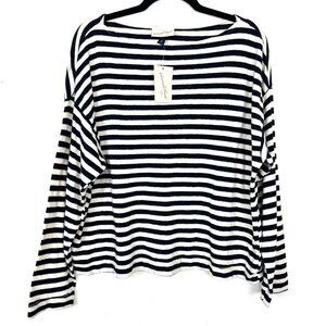 NWT Universal Thread Navy White Striped Woven Knit Top Sweater XXL‎